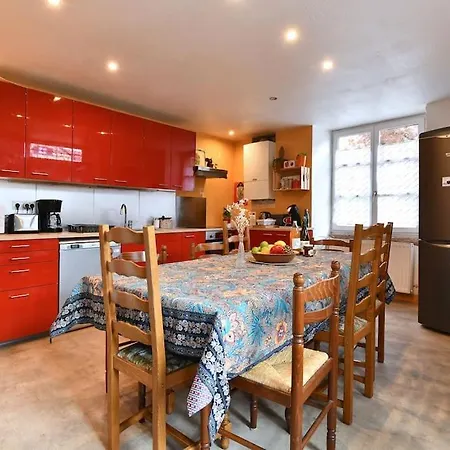 Holiday home Spacieux Et Chaleureux 8p, Route Des Vins Bergheim